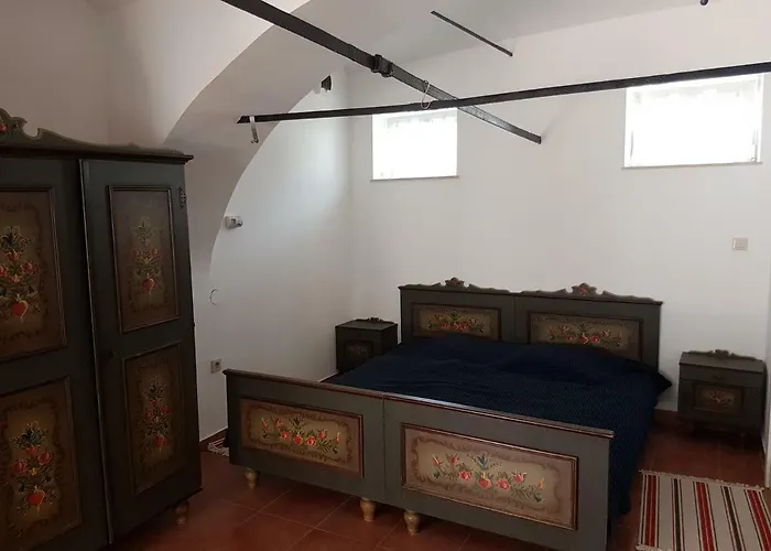 Artemis Farmapartment